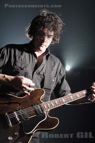 BLACK REBEL MOTORCYCLE CLUB - 2007-11-20 - PARIS - Elysee Montmartre - Peter Hayes